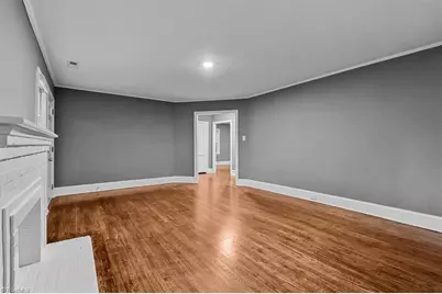 435 W Sharpe Street, Statesville, NC 28677 - Photo 8
