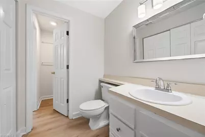 382 Meadows Circle, Winston-Salem, NC 27104 - Photo 18
