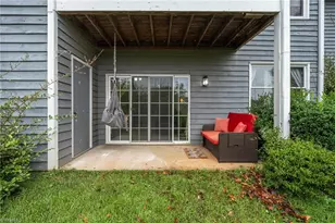 382 Meadows Cir, Winston-Salem, NC 27104 - Photo 24