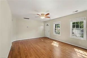 1314 Winstead Pl, Greensboro, NC 27408 - Photo 6