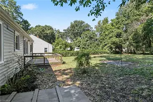 1314 Winstead Pl, Greensboro, NC 27408 - Photo 24
