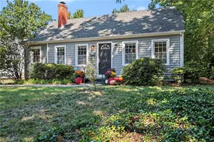 1314 Winstead Pl, Greensboro, NC 27408 - Photo 2