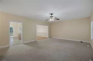 154 Stanley Ave, Winston-Salem, NC 27101 - Photo 8