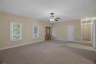 154 Stanley Ave, Winston-Salem, NC 27101 - Photo 10