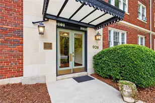 906 W Market St, Greensboro, NC 27401 - Photo 4