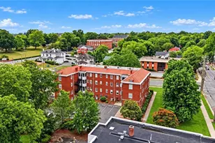 906 W Market St, Greensboro, NC 27401 - Photo 30