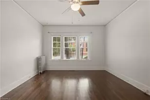 906 W Market St, Greensboro, NC 27401 - Photo 8