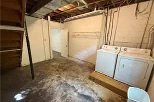 2403 Lyndhurst Ave, Winston-Salem, NC 27103 - Photo 18