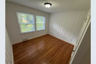 2403 Lyndhurst Avenue, Winston-Salem, NC 27103 - Photo 8
