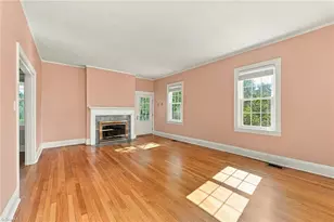 1525 Cloverdale Ave, Winston-Salem, NC 27104 - Photo 6