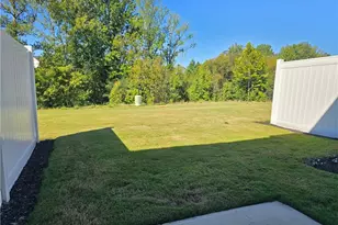 1104 Broholmer Ln, Greensboro, NC 27405 - Photo 26