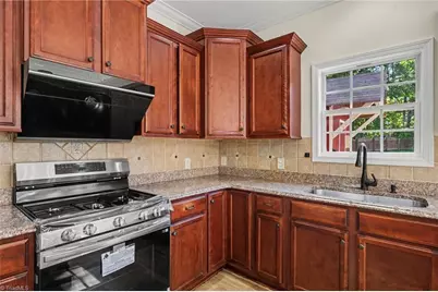 8919 Grove Park Drive, Oak Ridge, NC 27310 - Photo 10