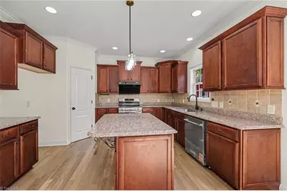 8919 Grove Park Drive, Oak Ridge, NC 27310 - Photo 8