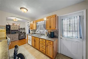 2613 Ellerbe Ave, Winston-Salem, NC 27127 - Photo 10