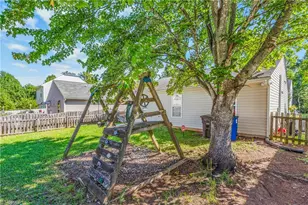 1365 Lowell St, Kernersville, NC 27284 - Photo 22