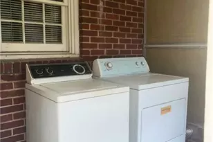 1316 Hawthorne Ln, Burlington, NC 27215 - Photo 18