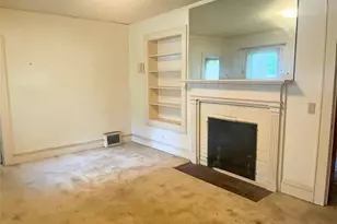 1316 Hawthorne Ln, Burlington, NC 27215 - Photo 4