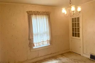 1316 Hawthorne Ln, Burlington, NC 27215 - Photo 6