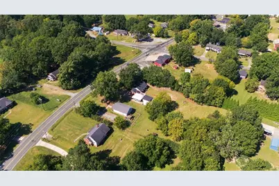 983 Nc Highway 87, Burlington, NC 27217 - Photo 2