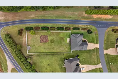 8202 Fortana Court, Kernersville, NC 27284 - Photo 2