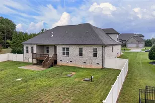 8202 Fortana Ct, Kernersville, NC 27284 - Photo 38