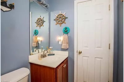 3693 Courtland Circle, Thomasville, NC 27360 - Photo 14