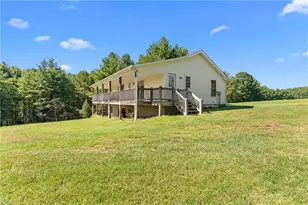 1295 Phipps Dairy Rd, Piney Creek, NC 28663 - Photo 26