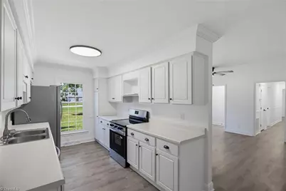 202 Dilworth Road, High Point, NC 27265 - Photo 12