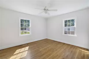 3809 Walker Ave, Greensboro, NC 27403 - Photo 20