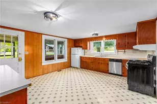 478 Randleman Rd, Hamptonville, NC 27020 - Photo 24