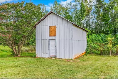 478 Randleman Road, Hamptonville, NC 27020 - Photo 14