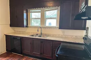 2311 Mullins Dr, Winston-Salem, NC 27107 - Photo 6