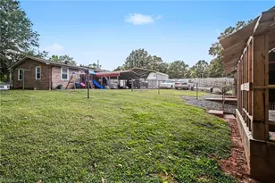 10648 Cherry Grove Rd, Reidsville, NC 27320 - Photo 32