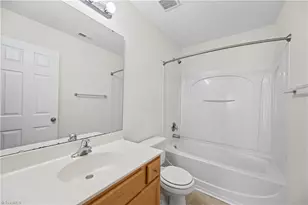 5944 Hollow Wood Ct, Winston-Salem, NC 27104 - Photo 10
