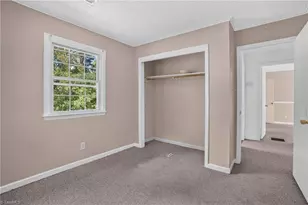 3207 Delmonte Dr, Greensboro, NC 27406 - Photo 38