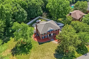 7000 Tramore Ln, Clemmons, NC 27012 - Photo 2