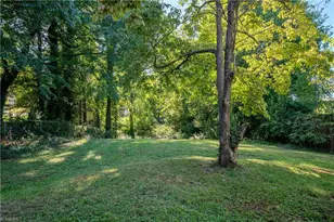 1503 Darden St, High Point, NC 27265 - Photo 4