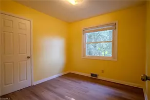 1503 Darden St, High Point, NC 27265 - Photo 12
