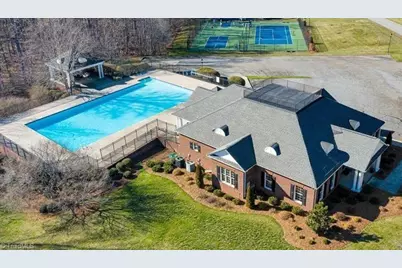 8246 Ipswich Court, Summerfield, NC 27358 - Photo 4