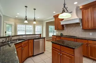 8246 Ipswich Ct, Summerfield, NC 27358 - Photo 14