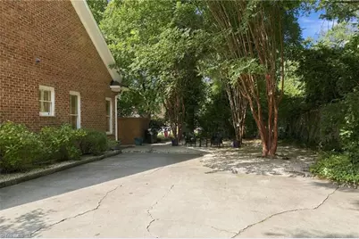 623 Isley Place, Burlington, NC 27215 - Photo 30