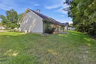 4413 Bear Ridge Ct, Greensboro, NC 27406 - Photo 24