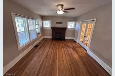 439 2nd Avenue SE, Hickory, NC 28602 - Photo 4