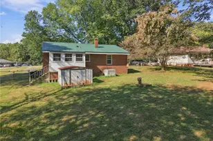 1616 Riverside Dr, Hillsborough, NC 27278 - Photo 14