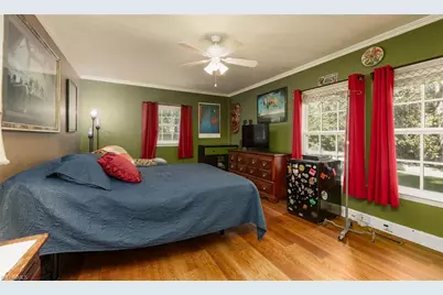 1101 Brookside Drive, Greensboro, NC 27408 - Photo 18