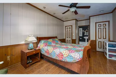 1101 Brookside Drive, Greensboro, NC 27408 - Photo 12