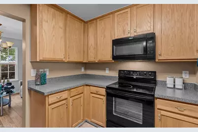 4413 Gray Wolf Way, Greensboro, NC 27406 - Photo 14