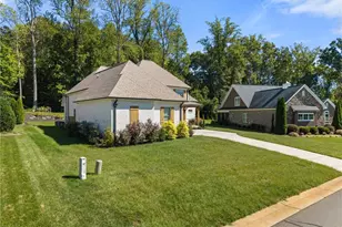 9270 Sparrow Hawk Ct, Lewisville, NC 27023 - Photo 4