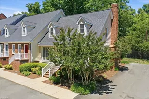 1121 Sherwood Dr, Burlington, NC 27215 - Photo 2