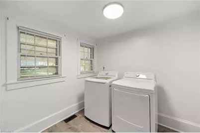 1720 Elizabeth Avenue, Winston-Salem, NC 27103 - Photo 16